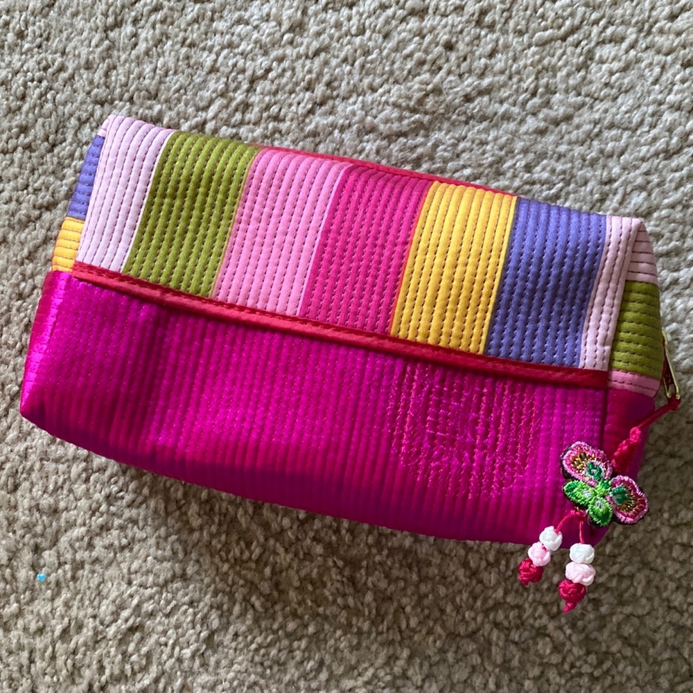 Korean makeup bag. Perfect condition